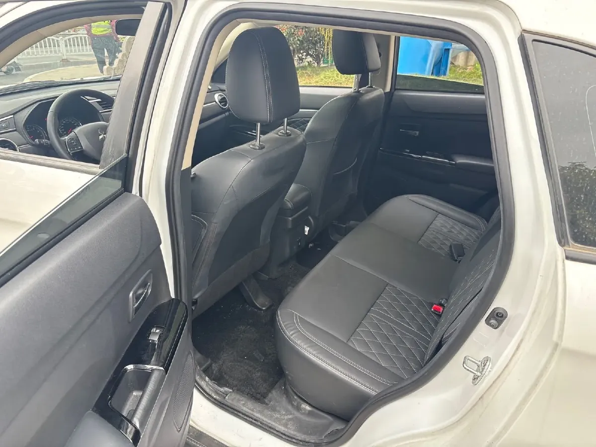 2020 Mitsubishi ASX 2.0L 166HP L4 CVT,autocango,china used car exporter,china ev exporter,chinese used car exporter,chinese used ev exporter