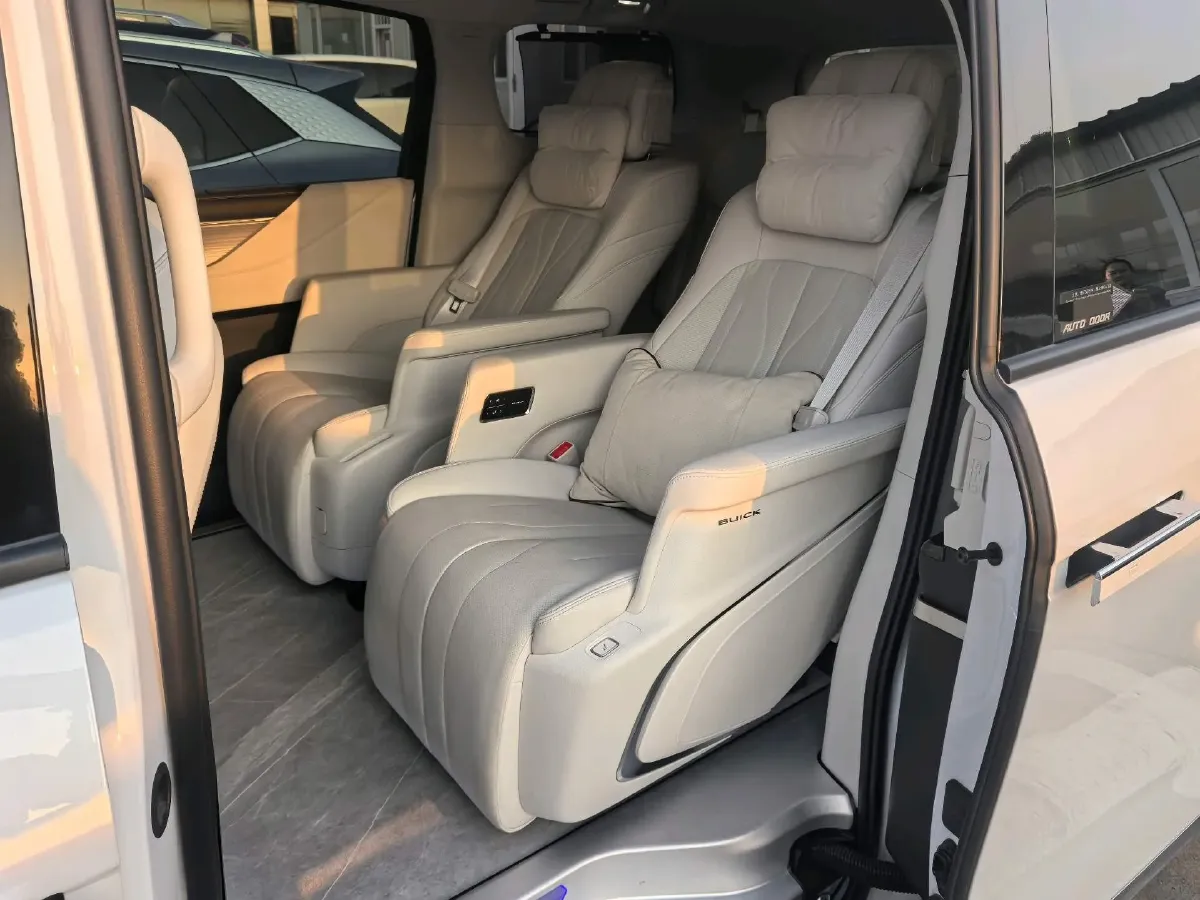 2024 Buick GL8 1.5T 180HP L4 2DHT PHEV 24.4KWH,autocango,china used car exporter,china ev exporter,chinese used car exporter,chinese used ev exporter