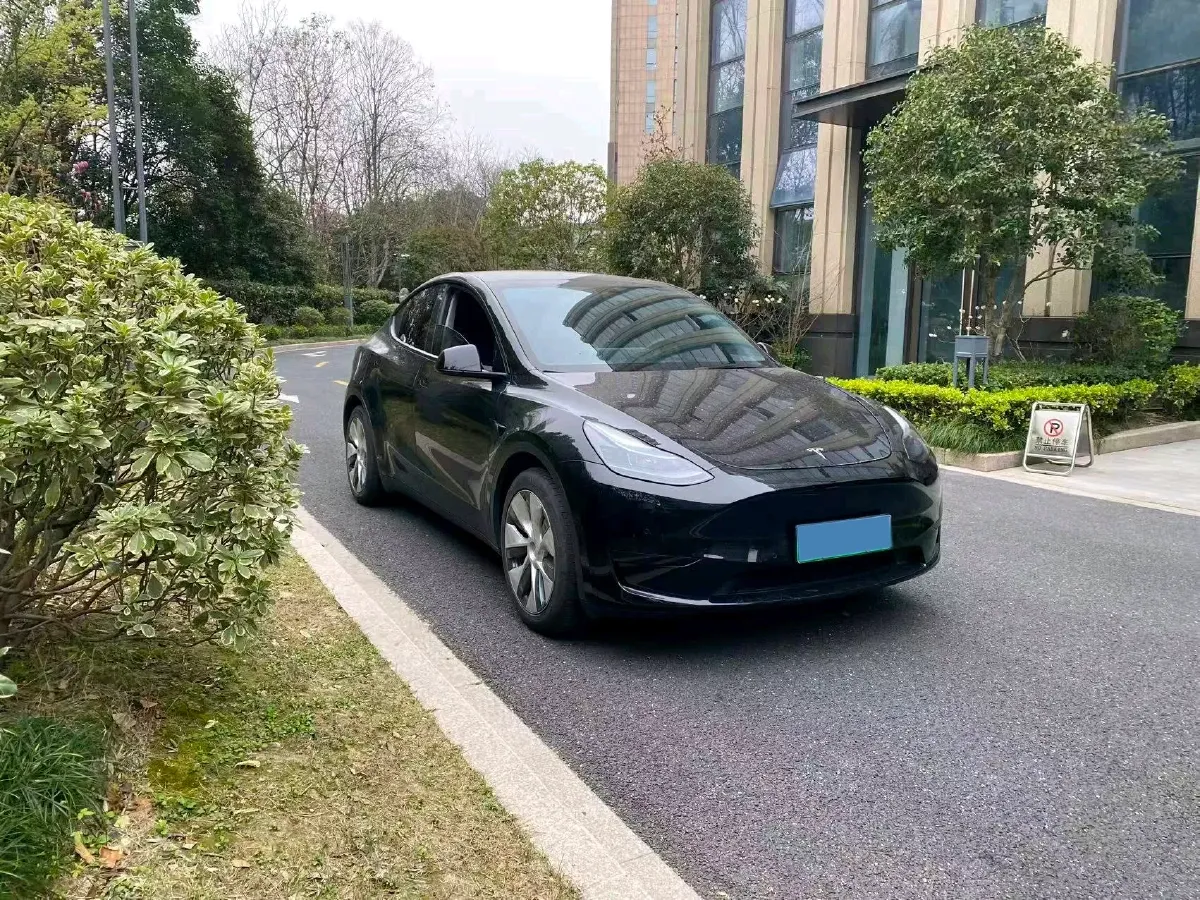 2022 Tesla Model Y BEV 60KWH,autocango,china used car exporter,china ev exporter,chinese used car exporter,chinese used ev exporter
