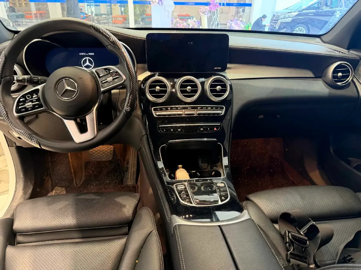 2021 Mercedes-Benz GLC Class 2.0T 197HP L4 9AT,autocango,china used car exporter,china ev exporter,chinese used car exporter,chinese used ev exporter