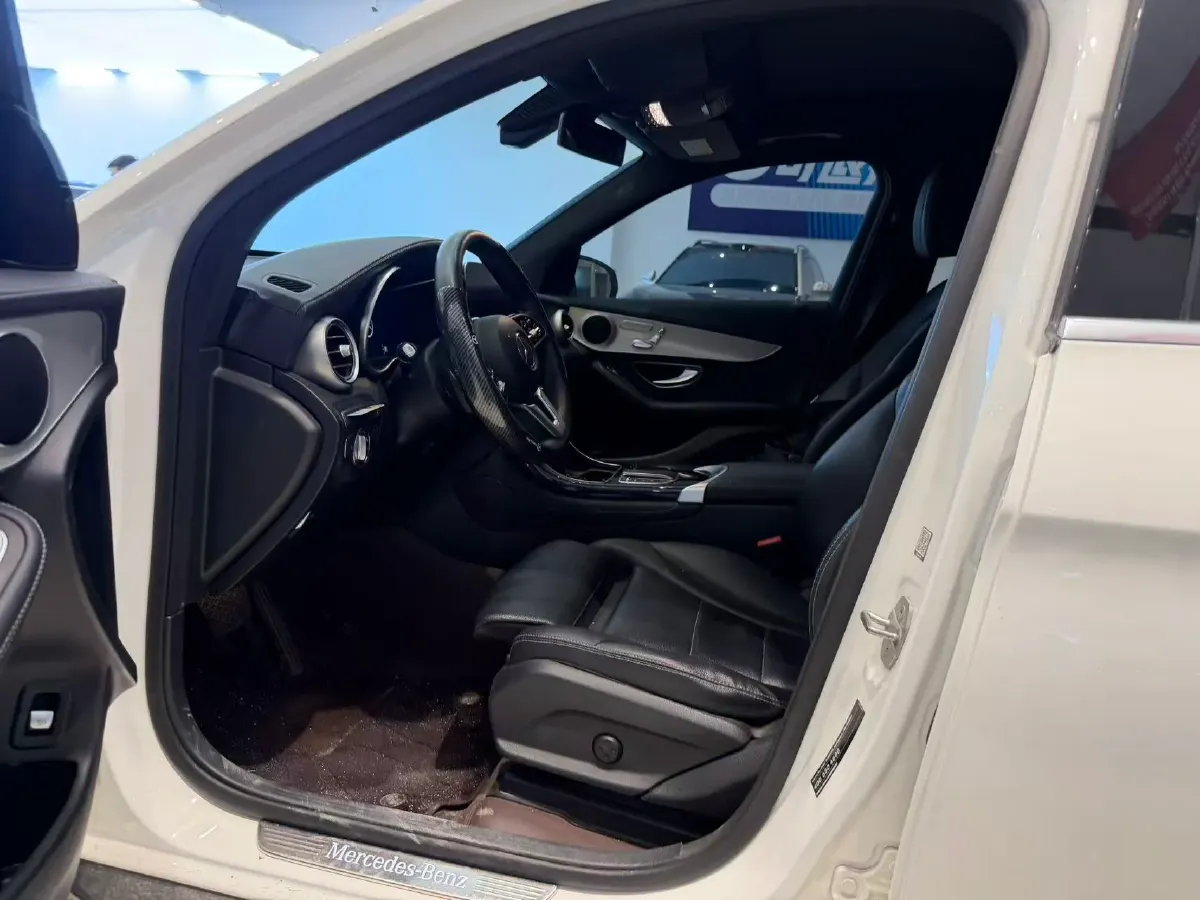 2021 Mercedes-Benz GLC Class 2.0T 197HP L4 9AT,autocango,china used car exporter,china ev exporter,chinese used car exporter,chinese used ev exporter