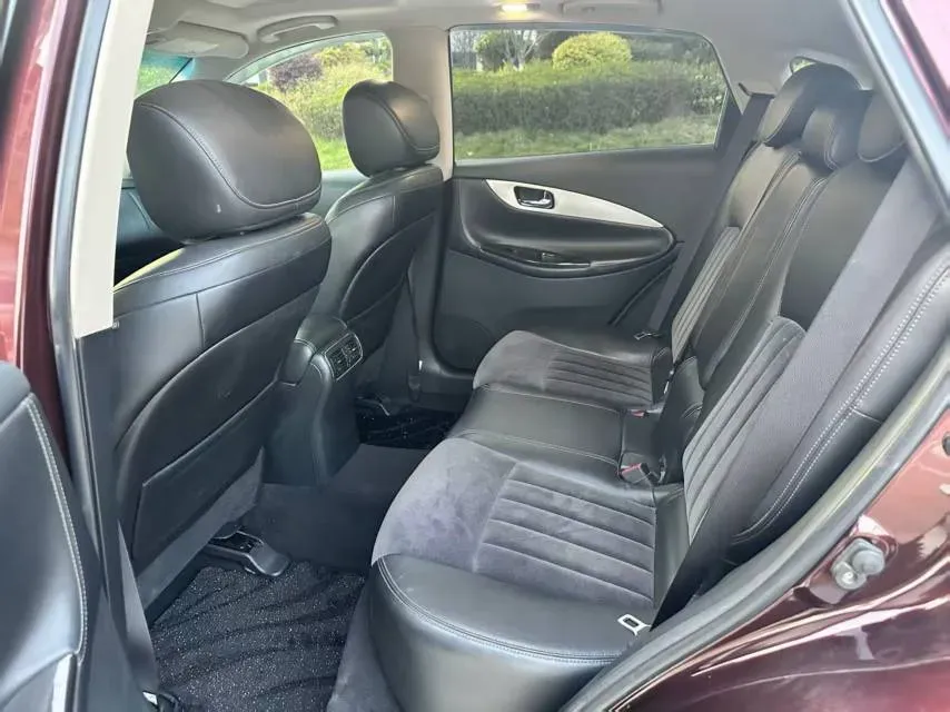 2015 Infiniti QX50 2.5L 235HP V6 7AT,autocango,china used car exporter,china ev exporter,chinese used car exporter,chinese used ev exporter