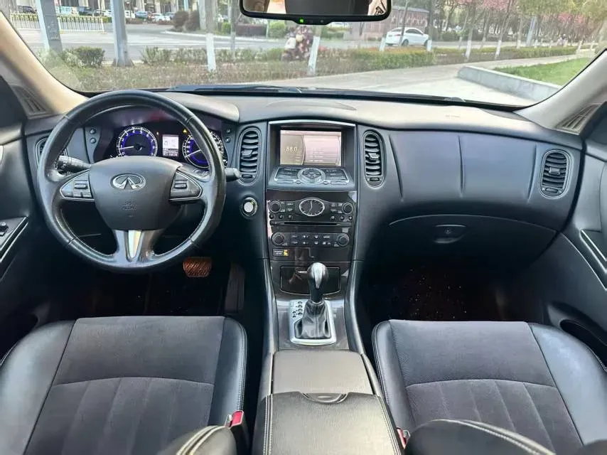 2015 Infiniti QX50 2.5L 235HP V6 7AT,autocango,china used car exporter,china ev exporter,chinese used car exporter,chinese used ev exporter