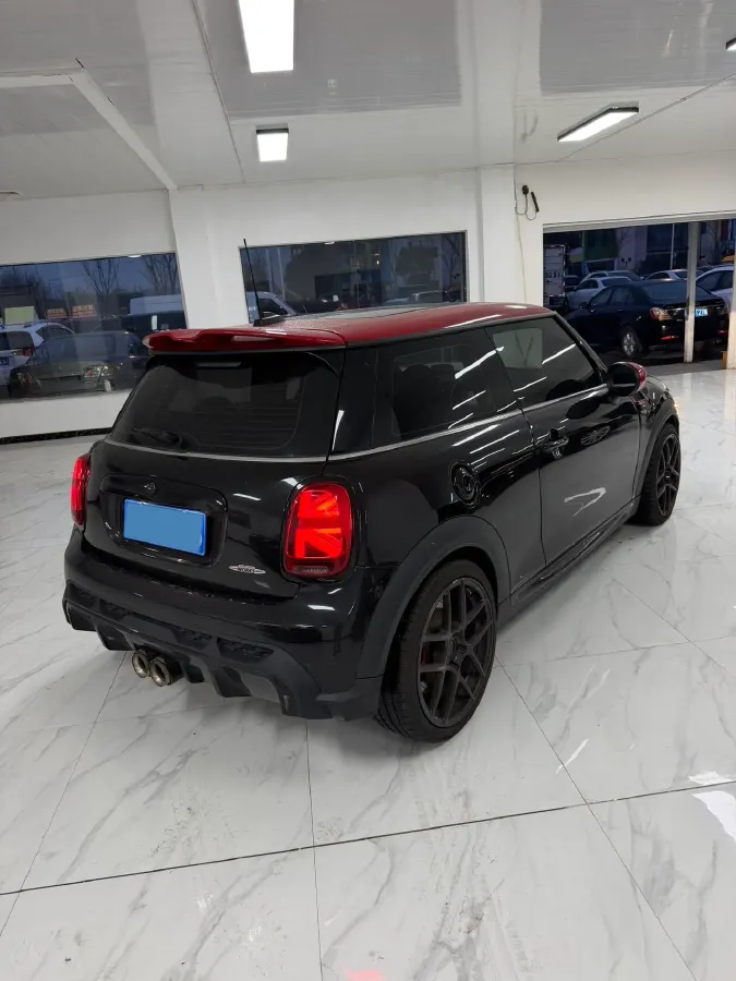 2022 MINI JCW 2.0T 231HP L4 8AT,autocango,china used car exporter,china ev exporter,chinese used car exporter,chinese used ev exporter