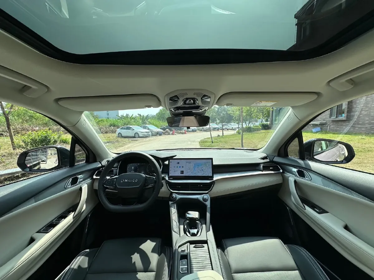 2023 LYNK&CO 03 1.5T 181HP L4 7DCT,autocango,china used car exporter,china ev exporter,chinese used car exporter,chinese used ev exporter