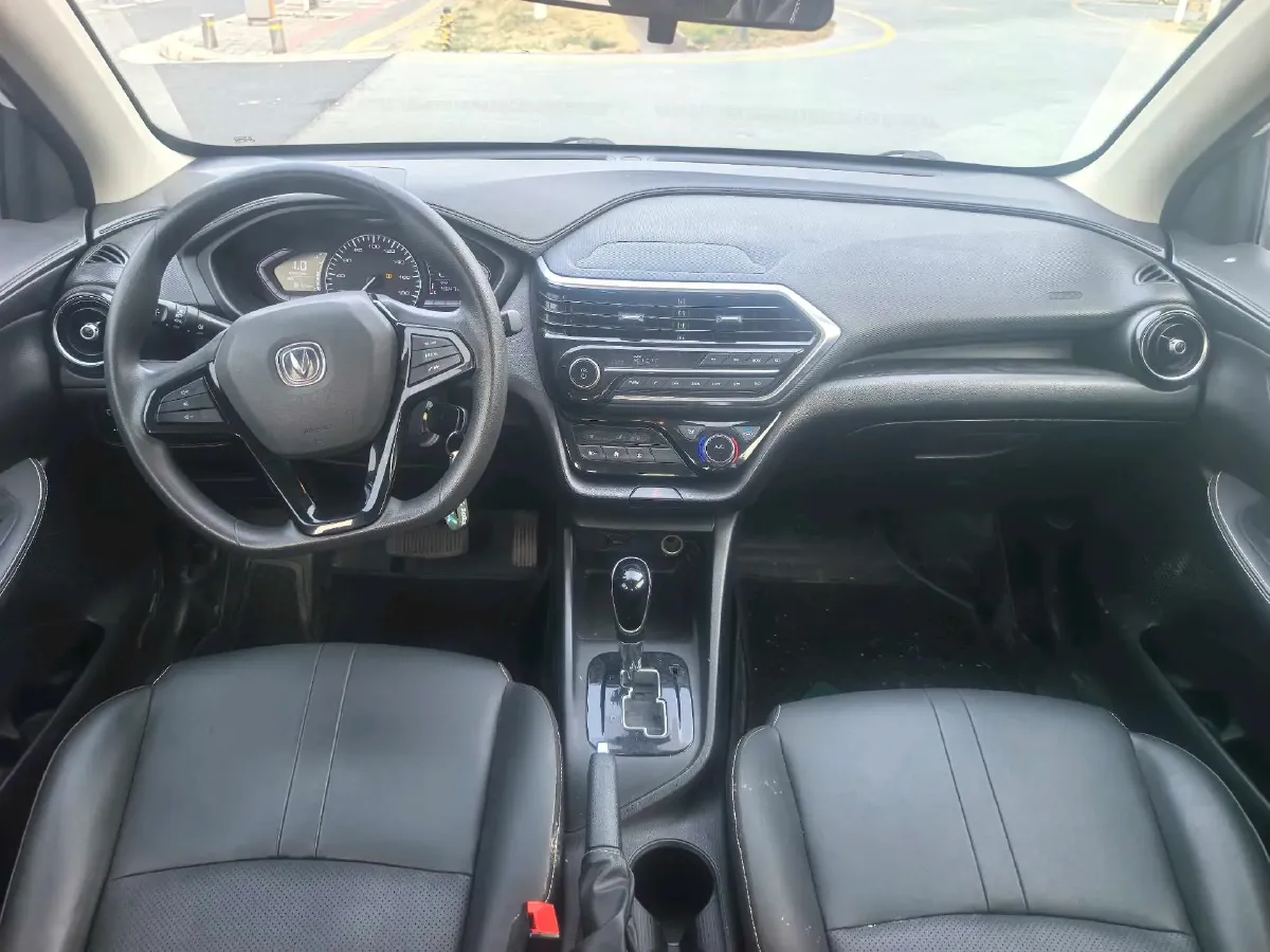 2019 ChangAn Alsvin 1.5L 107HP L4 5DCT,autocango,china used car exporter,china ev exporter,chinese used car exporter,chinese used ev exporter