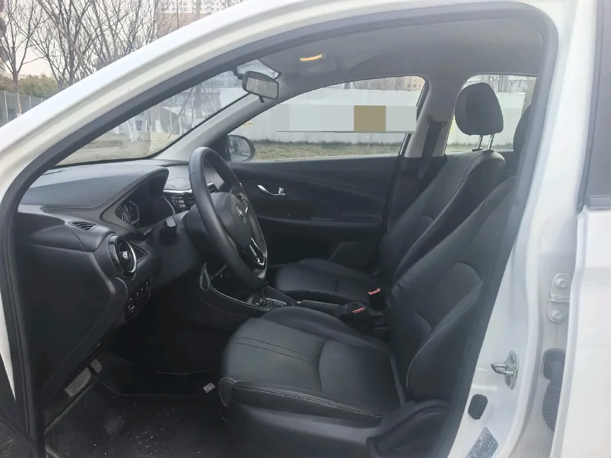 2019 ChangAn Alsvin 1.5L 107HP L4 5DCT,autocango,china used car exporter,china ev exporter,chinese used car exporter,chinese used ev exporter