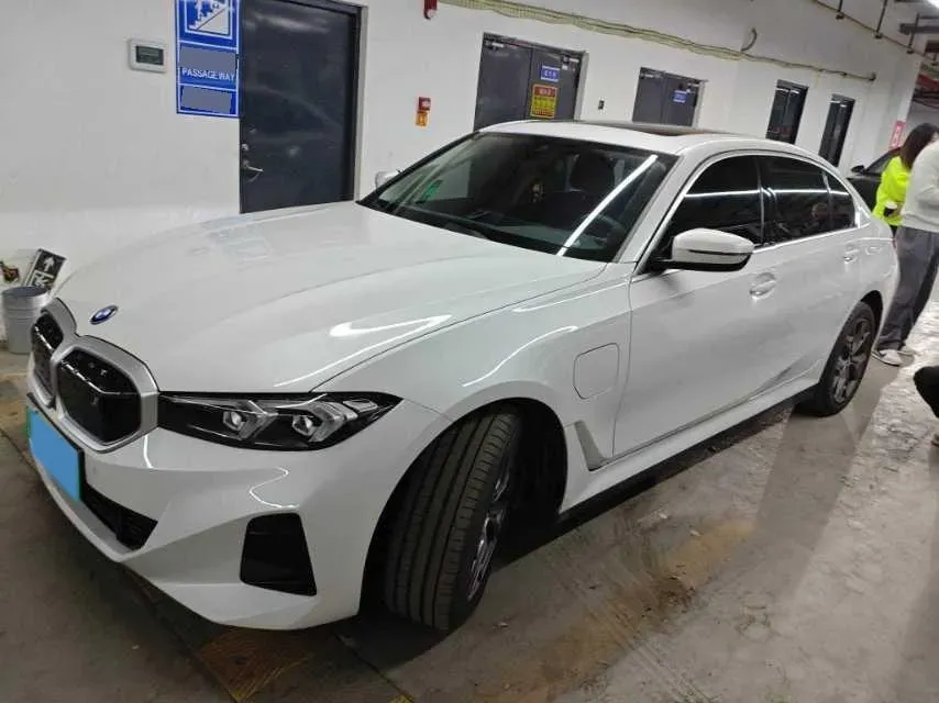 2024 BMW i3 BEV 70KWH,autocango,china used car exporter,china ev exporter,chinese used car exporter,chinese used ev exporter