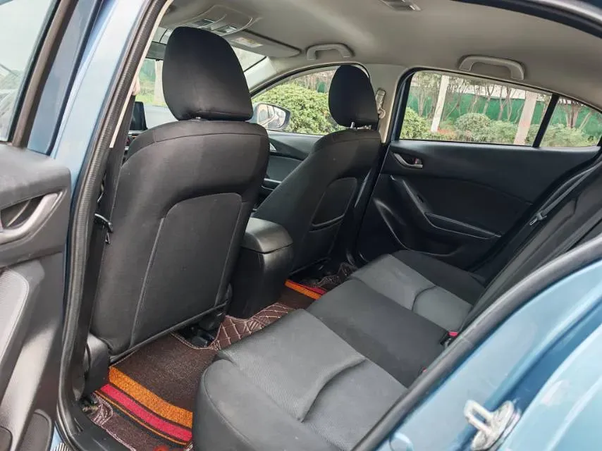 2017 Mazda 3 Axela 1.5L 117HP L4 6MT,autocango,china used car exporter,china ev exporter,chinese used car exporter,chinese used ev exporter