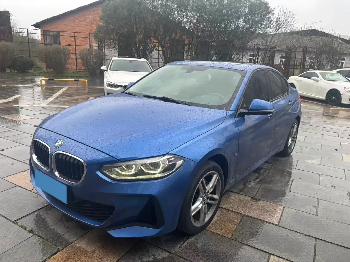 2020 BMW 1 Series 1.5T 140HP L3 7DCT,autocango,china used car exporter,china ev exporter,chinese used car exporter,chinese used ev exporter