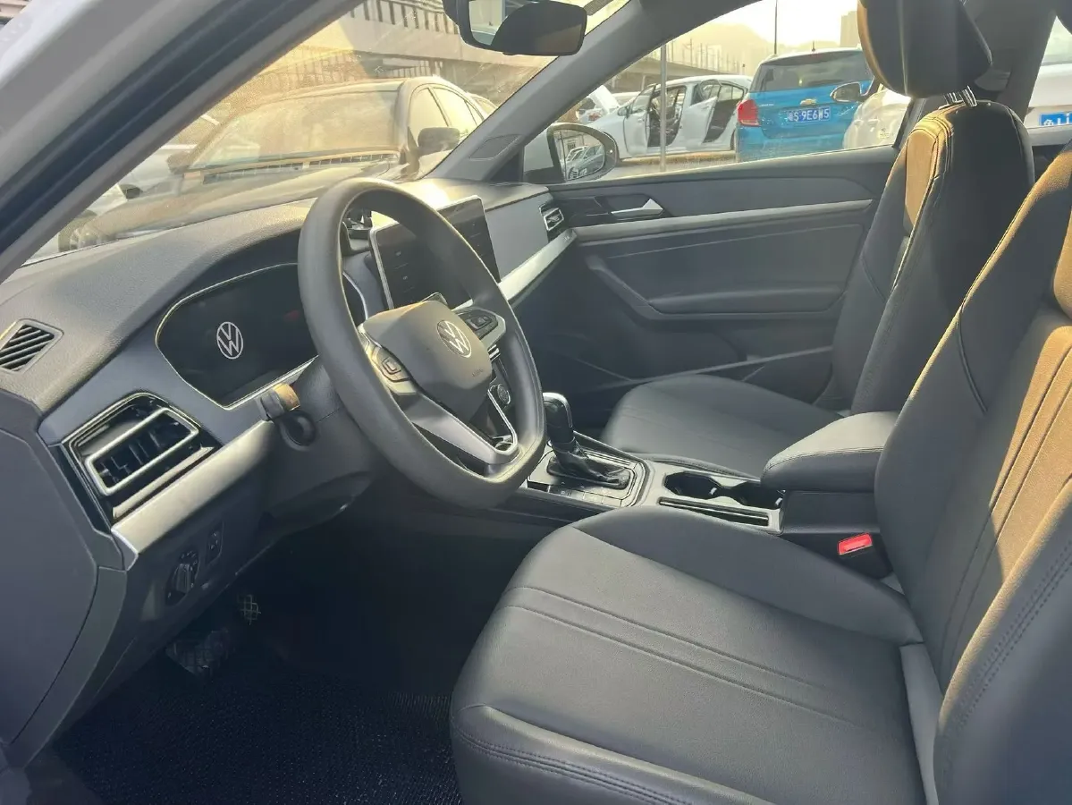 2021 Volkswagen Lavida 1.5L 113HP L4 6AT,autocango,china used car exporter,china ev exporter,chinese used car exporter,chinese used ev exporter