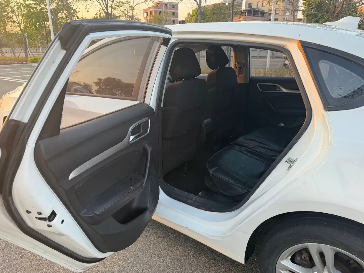 2017 MG MG6 1.5T 169HP L4 7DCT,autocango,china used car exporter,china ev exporter,chinese used car exporter,chinese used ev exporter