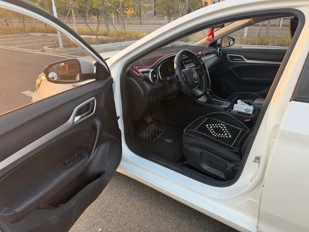 2017 MG MG6 1.5T 169HP L4 7DCT,autocango,china used car exporter,china ev exporter,chinese used car exporter,chinese used ev exporter