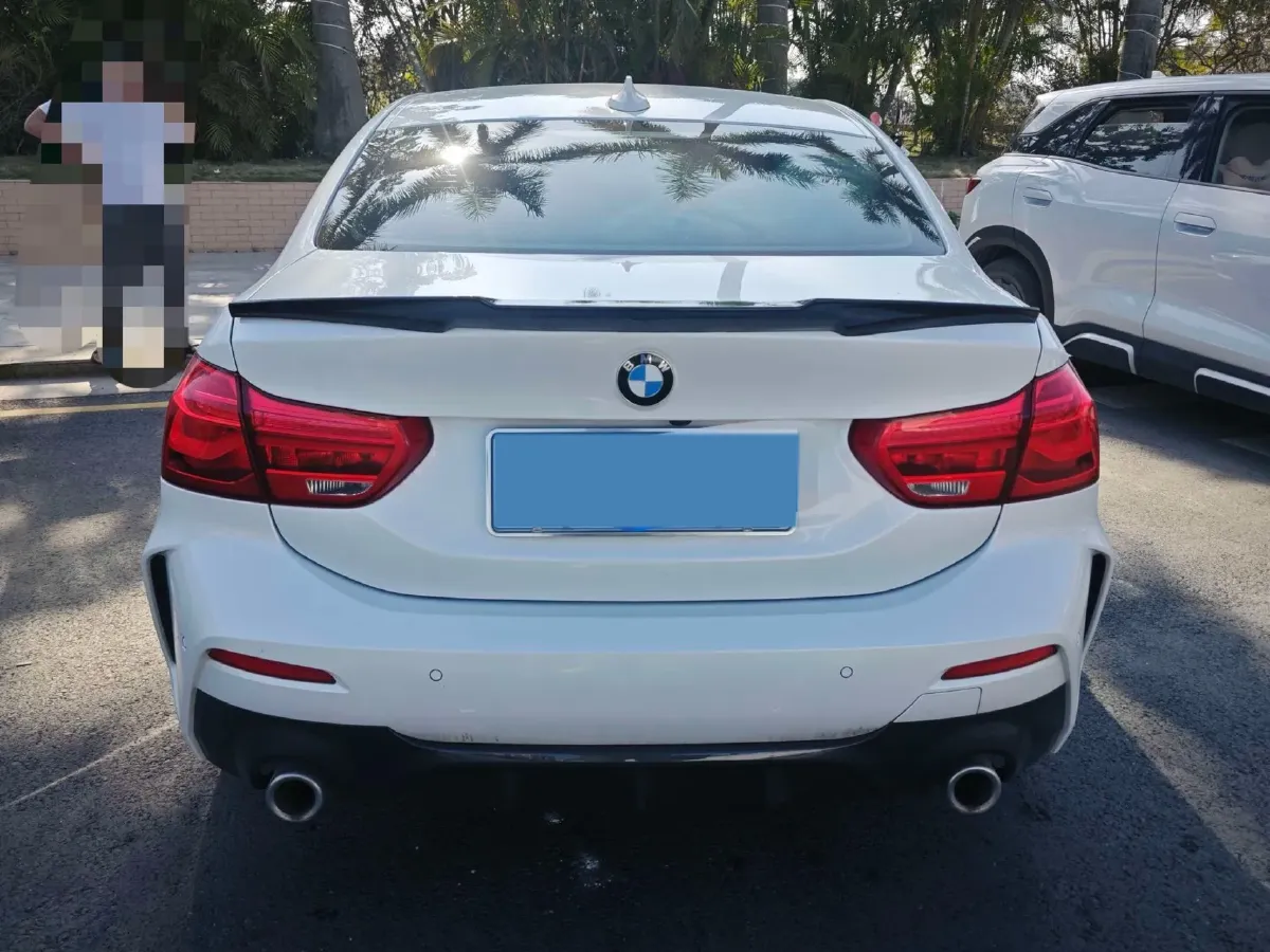 2021 BMW 1 Series 1.5T 140HP L3 7DCT,autocango,china used car exporter,china ev exporter,chinese used car exporter,chinese used ev exporter