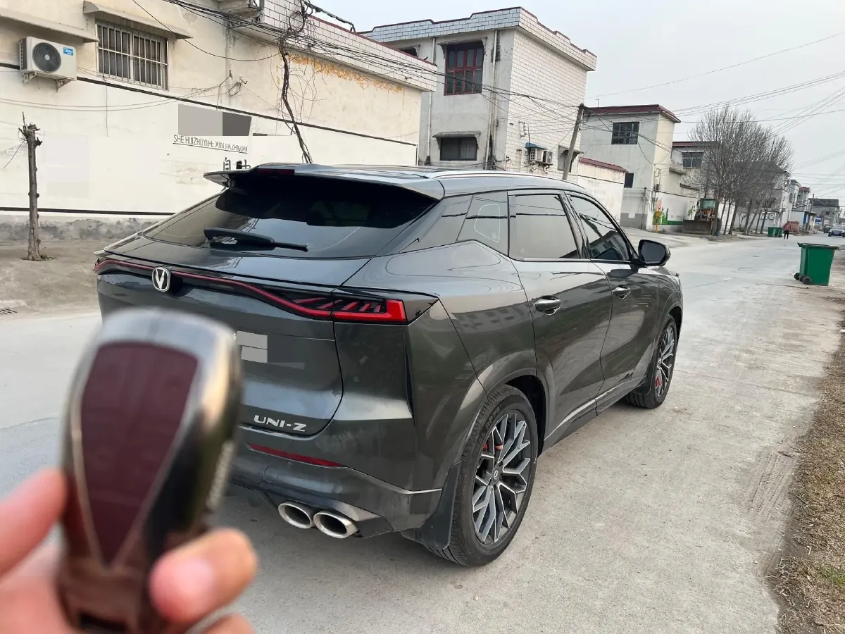 2025 ChangAn UNI-Z 1.5T 188HP L4 7DCT,autocango,china used car exporter,china ev exporter,chinese used car exporter,chinese used ev exporter