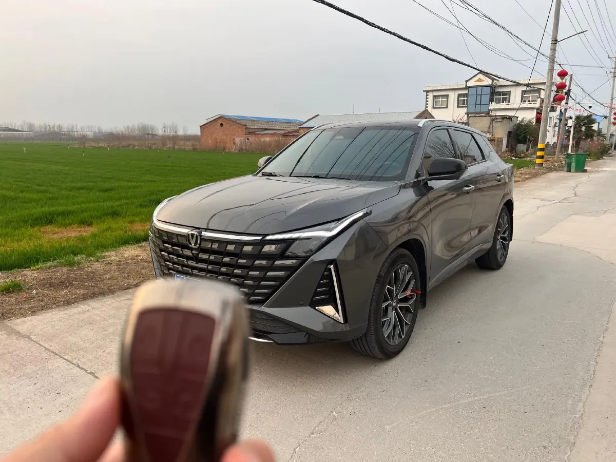 2025 ChangAn UNI-Z 1.5T 188HP L4 7DCT,autocango,china used car exporter,china ev exporter,chinese used car exporter,chinese used ev exporter