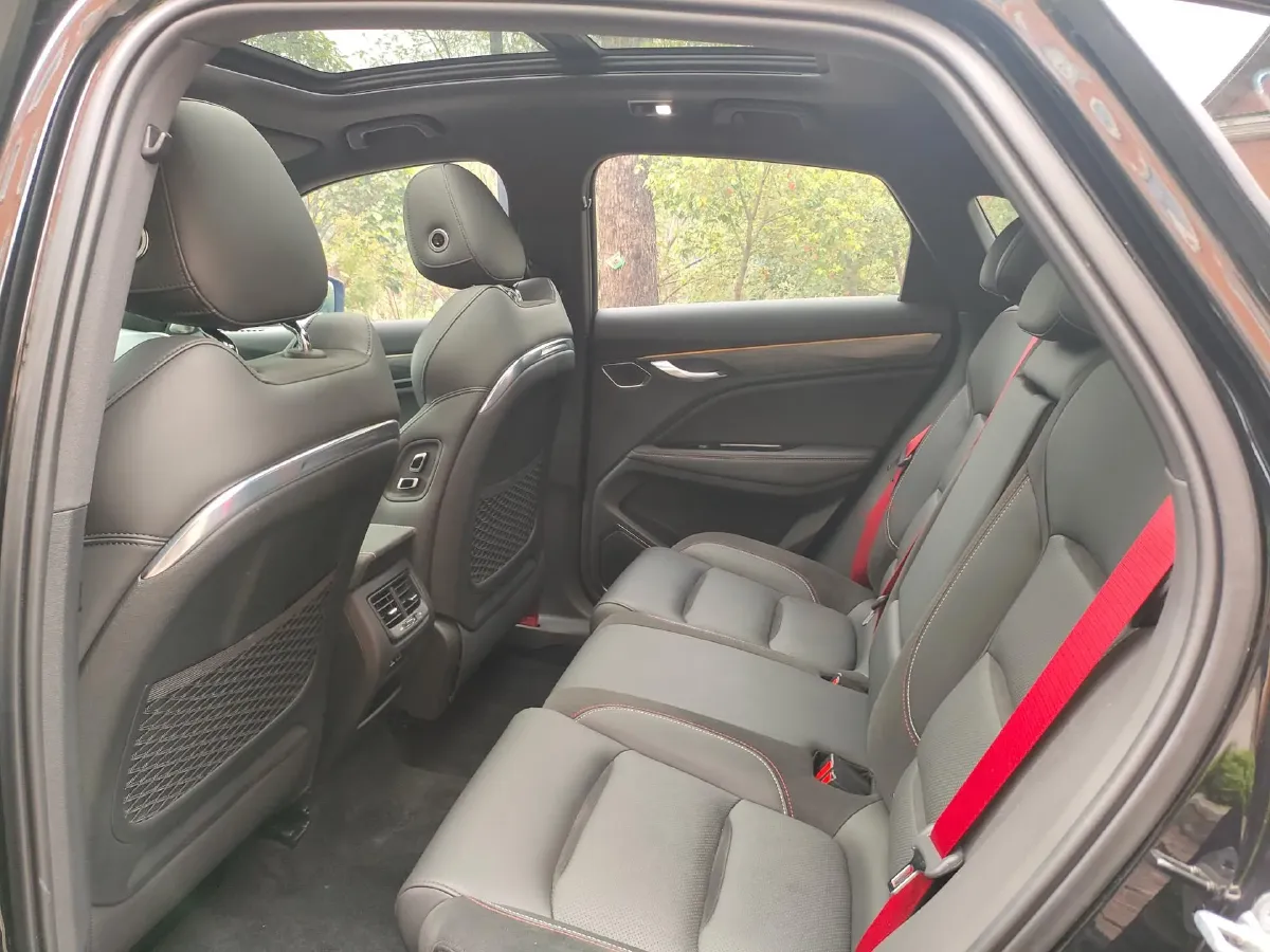 2019 Geely Tugella 2.0T 238HP L4 8AT,autocango,china used car exporter,china ev exporter,chinese used car exporter,chinese used ev exporter