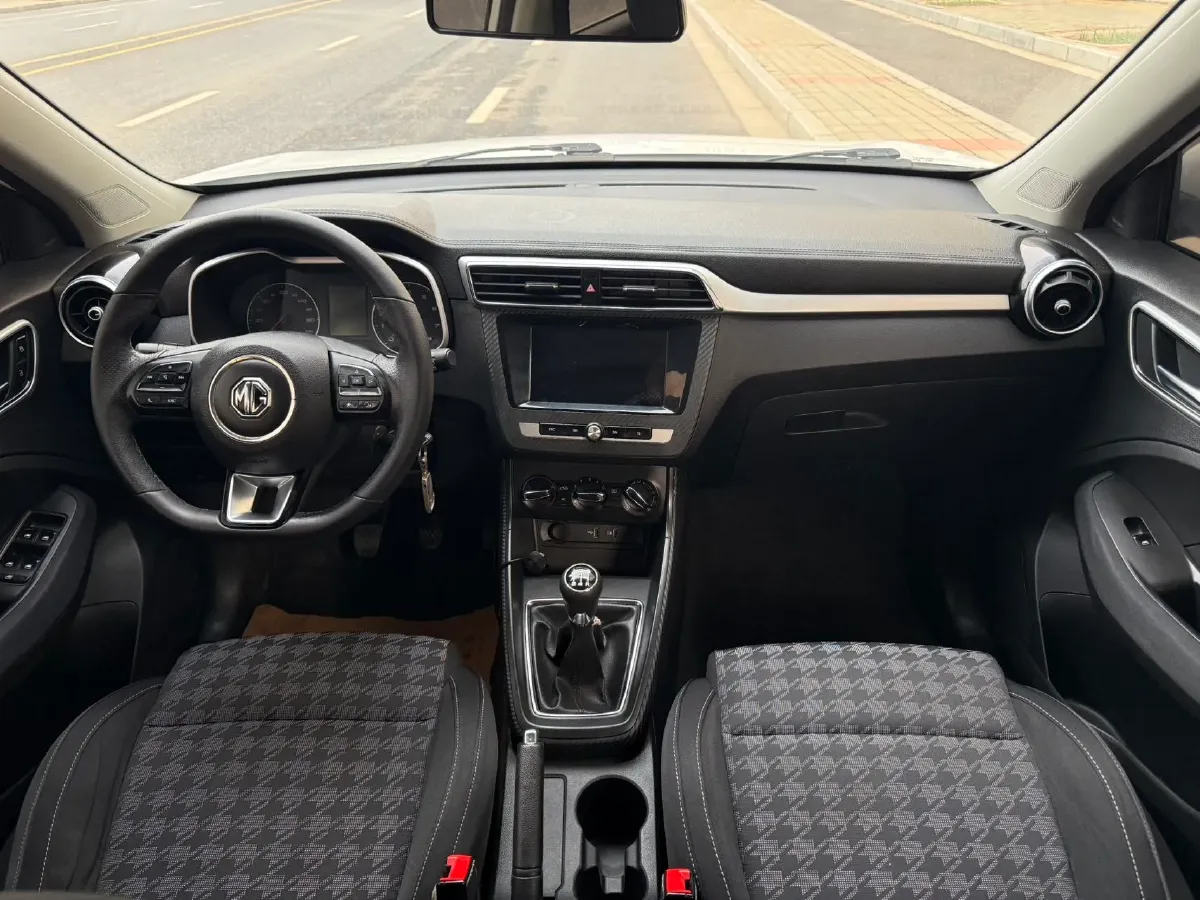 2017 MG ZS 1.5L 120HP L4 5MT,autocango,china used car exporter,china ev exporter,chinese used car exporter,chinese used ev exporter