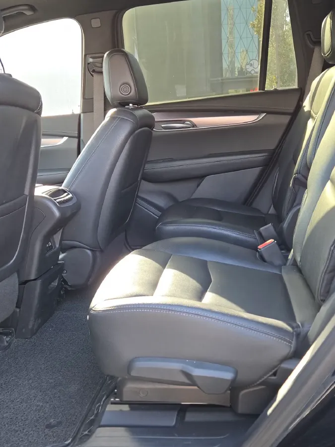 2021 Cadillac XT6 2.0T 237HP L4 9AT,autocango,china used car exporter,china ev exporter,chinese used car exporter,chinese used ev exporter