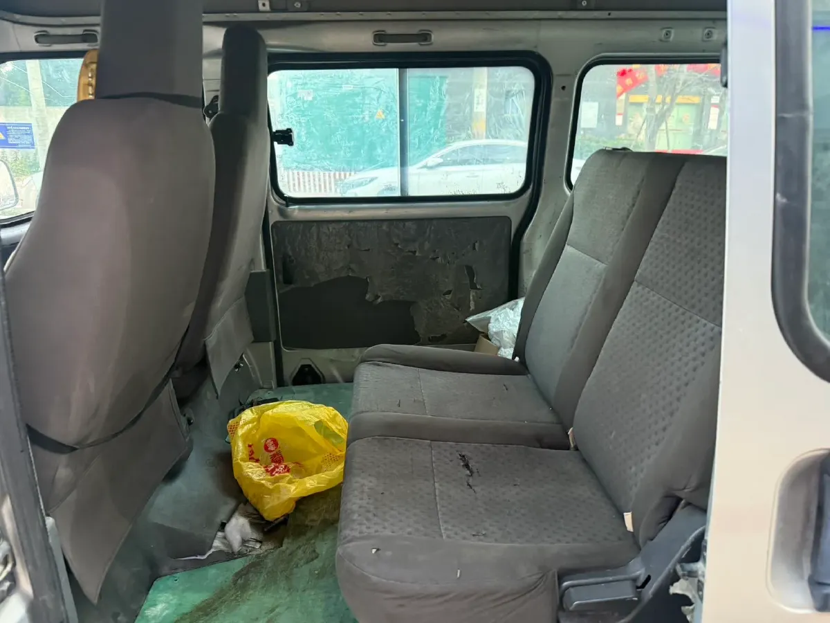 2015 WuLing ZhiGuang 1.2L 82HP L4 5MT,autocango,china used car exporter,china ev exporter,chinese used car exporter,chinese used ev exporter