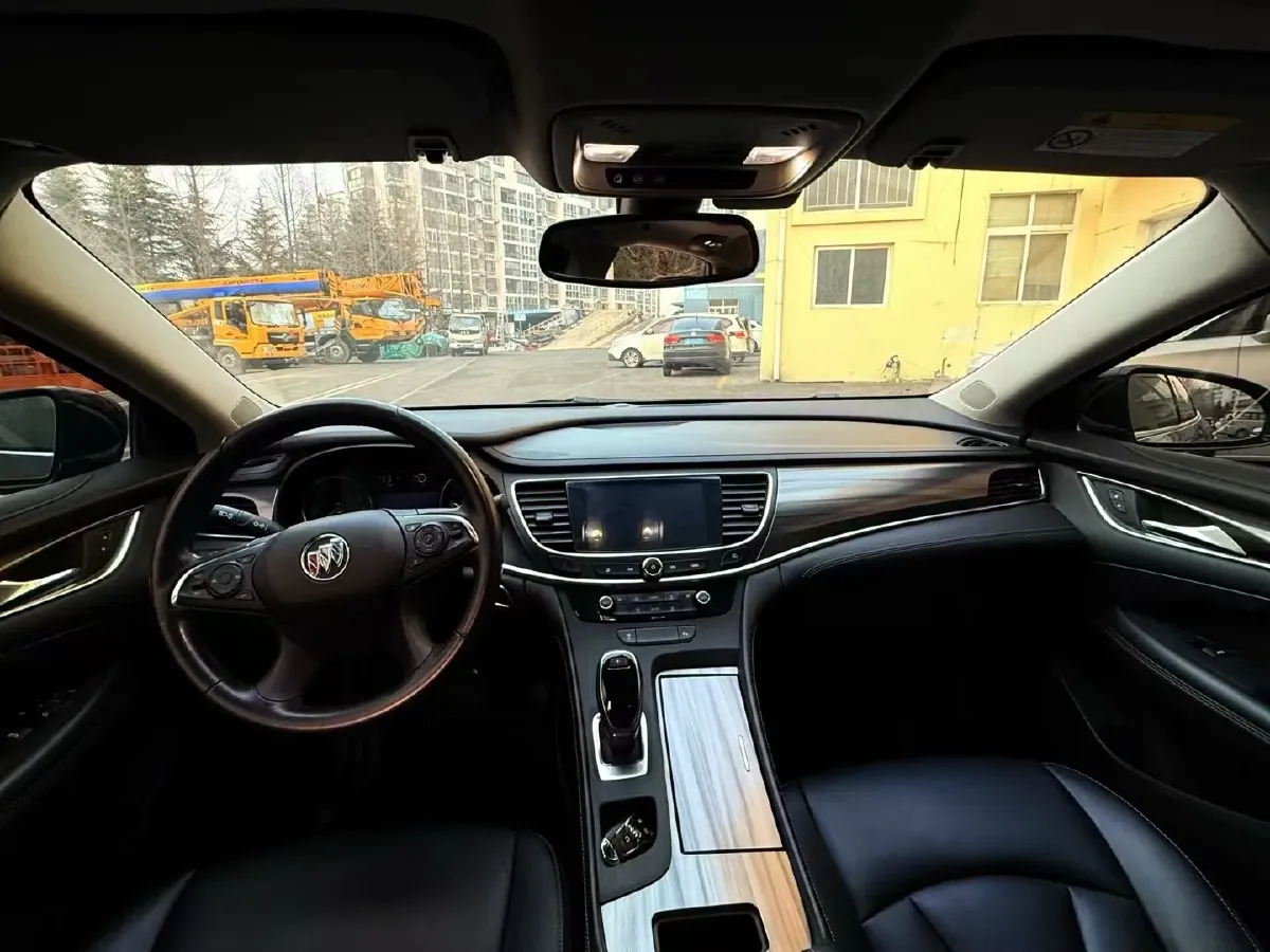 2021 Buick Larcosse 1.5T 169HP L4 9AT,autocango,china used car exporter,china ev exporter,chinese used car exporter,chinese used ev exporter