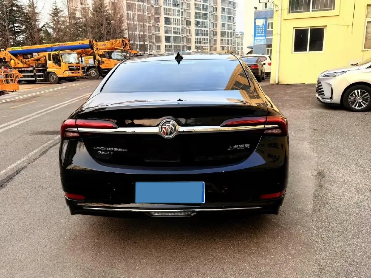 2021 Buick Larcosse 1.5T 169HP L4 9AT,autocango,china used car exporter,china ev exporter,chinese used car exporter,chinese used ev exporter