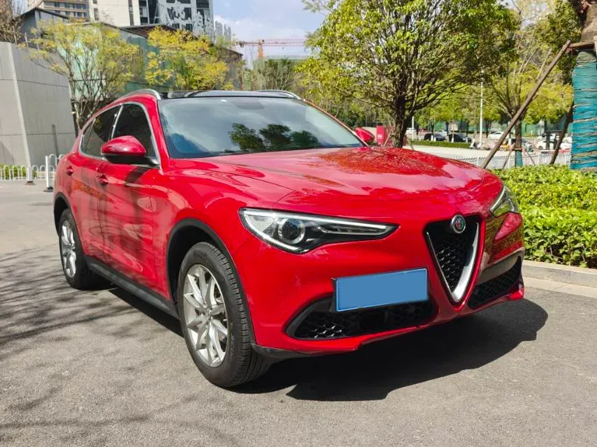 2017 Jaguar XE 2.0T 240HP L4 8AT,autocango,china used car exporter,china ev exporter,chinese used car exporter,chinese used ev exporter