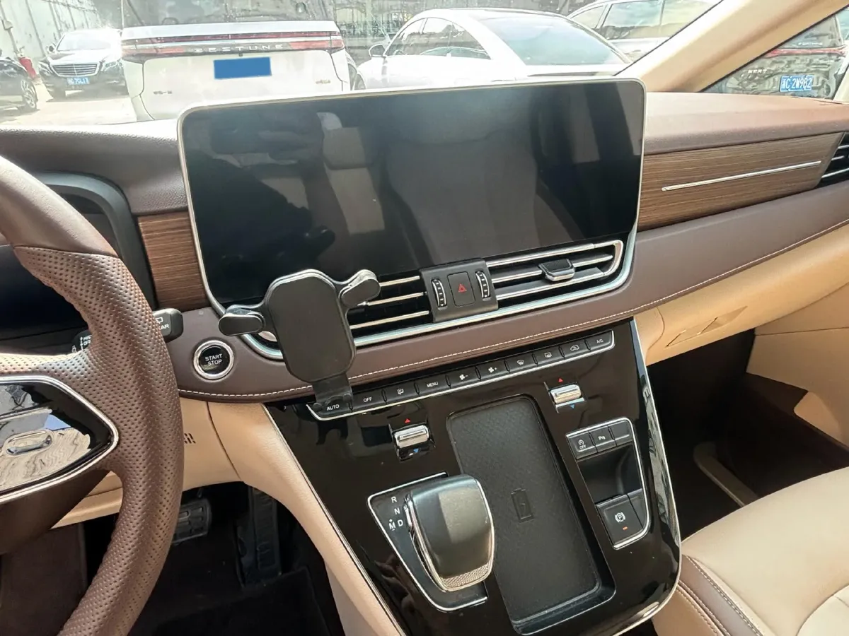 2023 Bestune M9 2.0T 252HP L4 8AT,autocango,china used car exporter,china ev exporter,chinese used car exporter,chinese used ev exporter