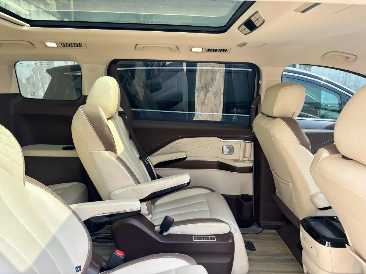 2023 Bestune M9 2.0T 252HP L4 8AT,autocango,china used car exporter,china ev exporter,chinese used car exporter,chinese used ev exporter