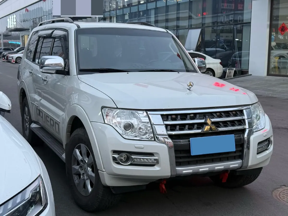 2018 Mitsubishi Pajero 3.0L 174HP V6 5AT,autocango,china used car exporter,china ev exporter,chinese used car exporter,chinese used ev exporter