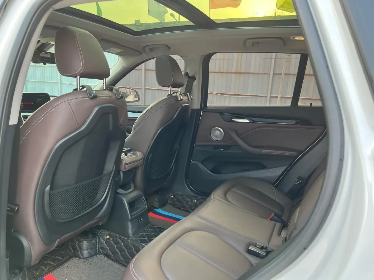 2022 BMW X1 1.5T 140HP L3 7DCT,autocango,china used car exporter,china ev exporter,chinese used car exporter,chinese used ev exporter