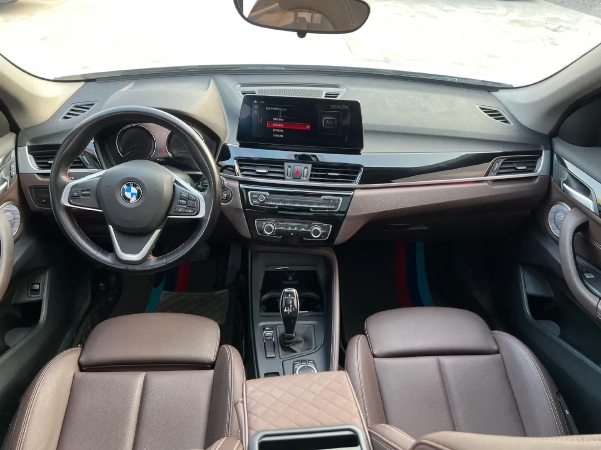 2022 BMW X1 1.5T 140HP L3 7DCT,autocango,china used car exporter,china ev exporter,chinese used car exporter,chinese used ev exporter