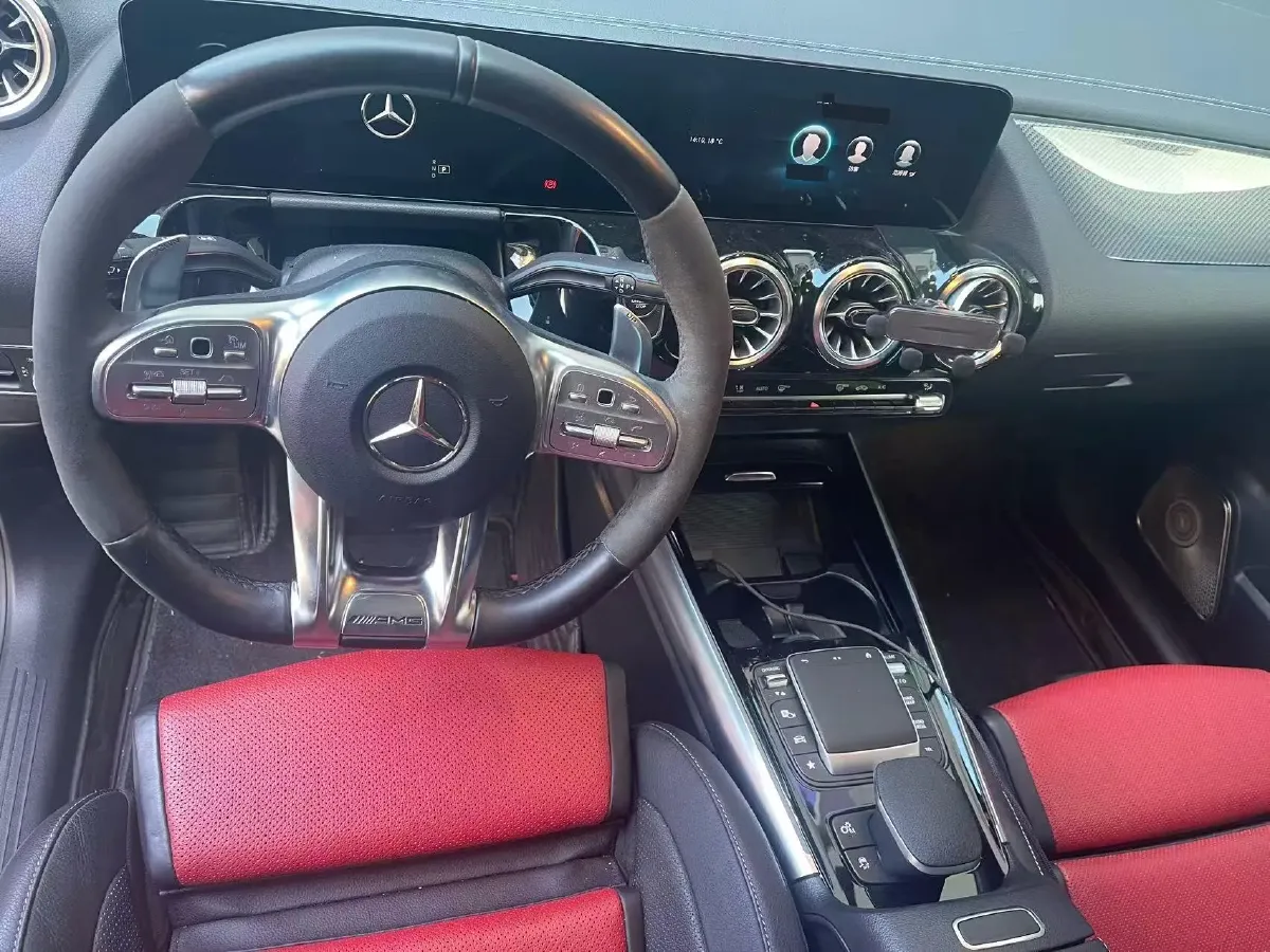 2021 Mercedes-Benz GLA AMG 2.0T 388HP L4 8DCT,autocango,china used car exporter,china ev exporter,chinese used car exporter,chinese used ev exporter