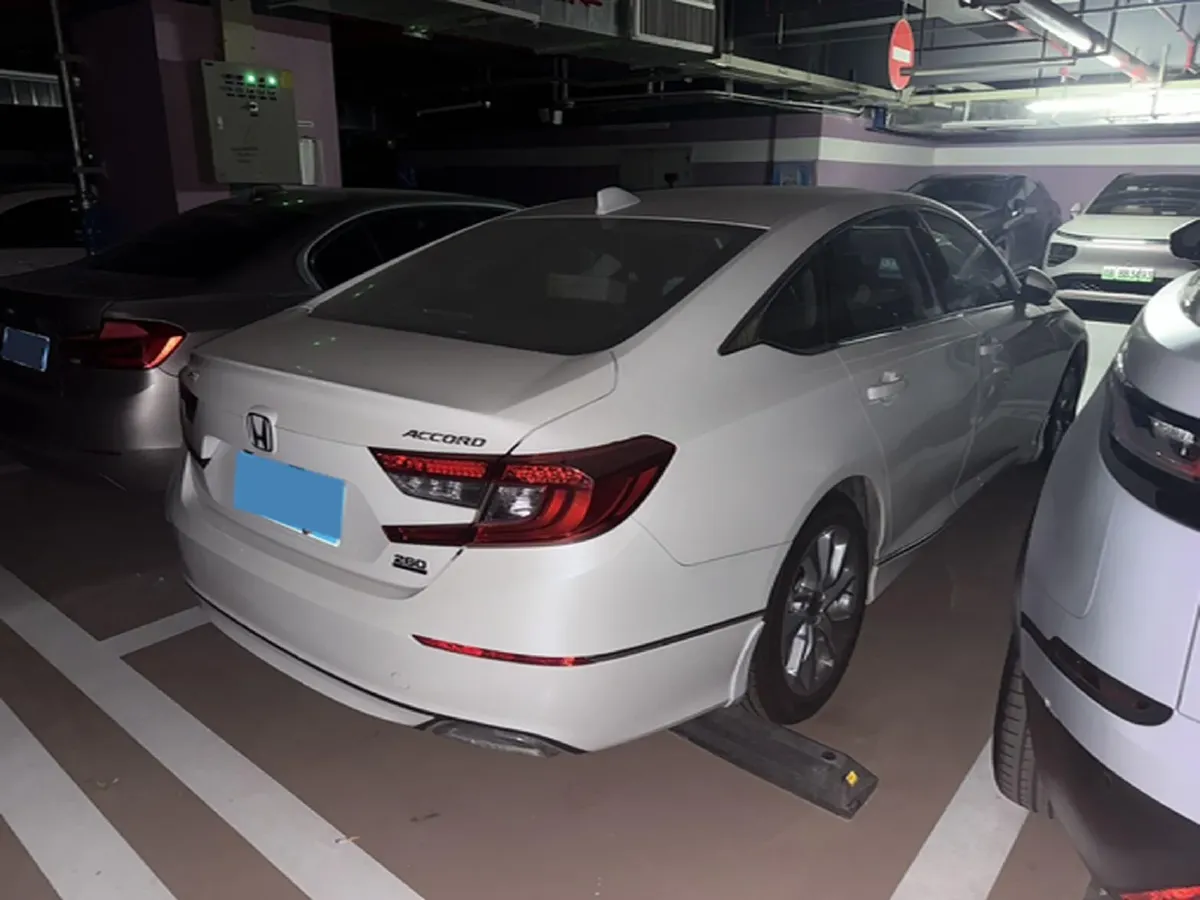 2018 Honda Accord 1.5T 194HP L4 CVT,autocango,china used car exporter,china ev exporter,chinese used car exporter,chinese used ev exporter