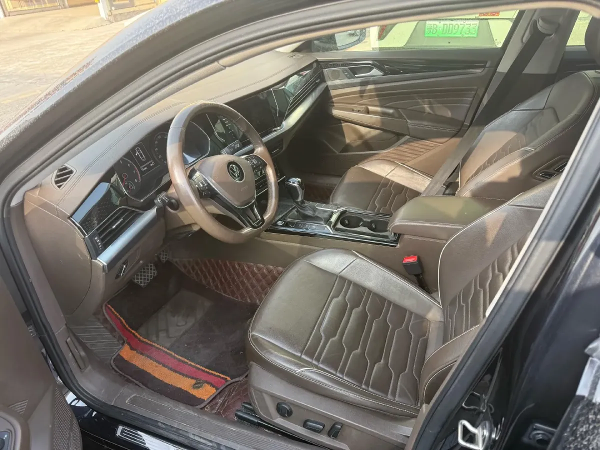 2020 Volkswagen Passat 2.0T 186HP L4 7DCT,autocango,china used car exporter,china ev exporter,chinese used car exporter,chinese used ev exporter