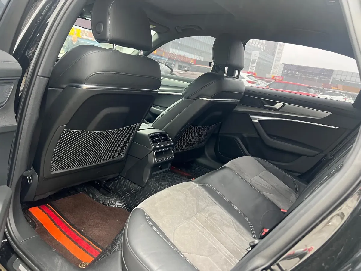2019 Audi A6L 2.0T 190HP L4 7DCT,autocango,china used car exporter,china ev exporter,chinese used car exporter,chinese used ev exporter