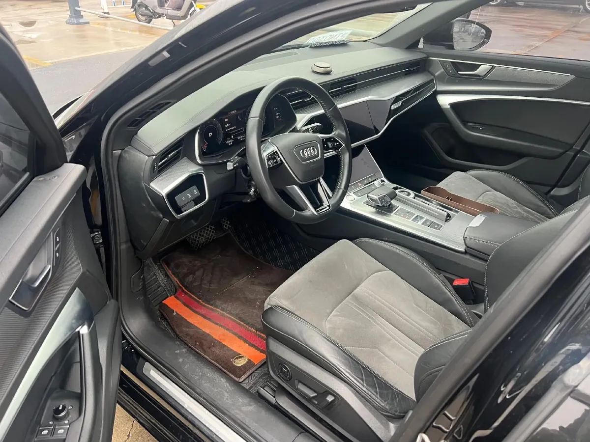 2019 Audi A6L 2.0T 190HP L4 7DCT,autocango,china used car exporter,china ev exporter,chinese used car exporter,chinese used ev exporter