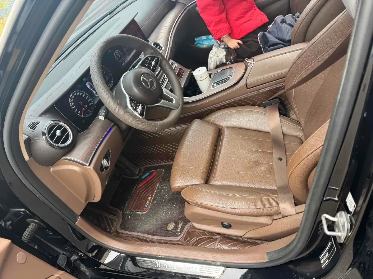 2020 Mercedes-Benz E Class 1.5T 184HP L4 9AT,autocango,china used car exporter,china ev exporter,chinese used car exporter,chinese used ev exporter