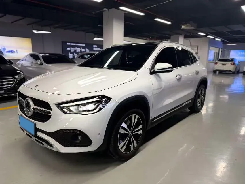 2020 Mercedes-Benz GLA Class 1.3T 163HP L4 7DCT,autocango,china used car exporter,china ev exporter,chinese used car exporter,chinese used ev exporter