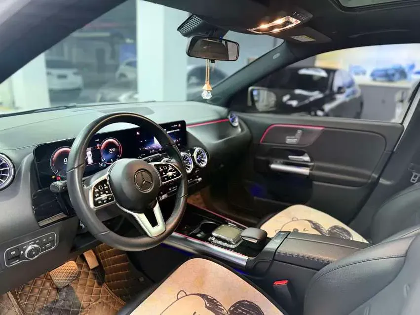 2020 Mercedes-Benz GLA Class 1.3T 163HP L4 7DCT,autocango,china used car exporter,china ev exporter,chinese used car exporter,chinese used ev exporter