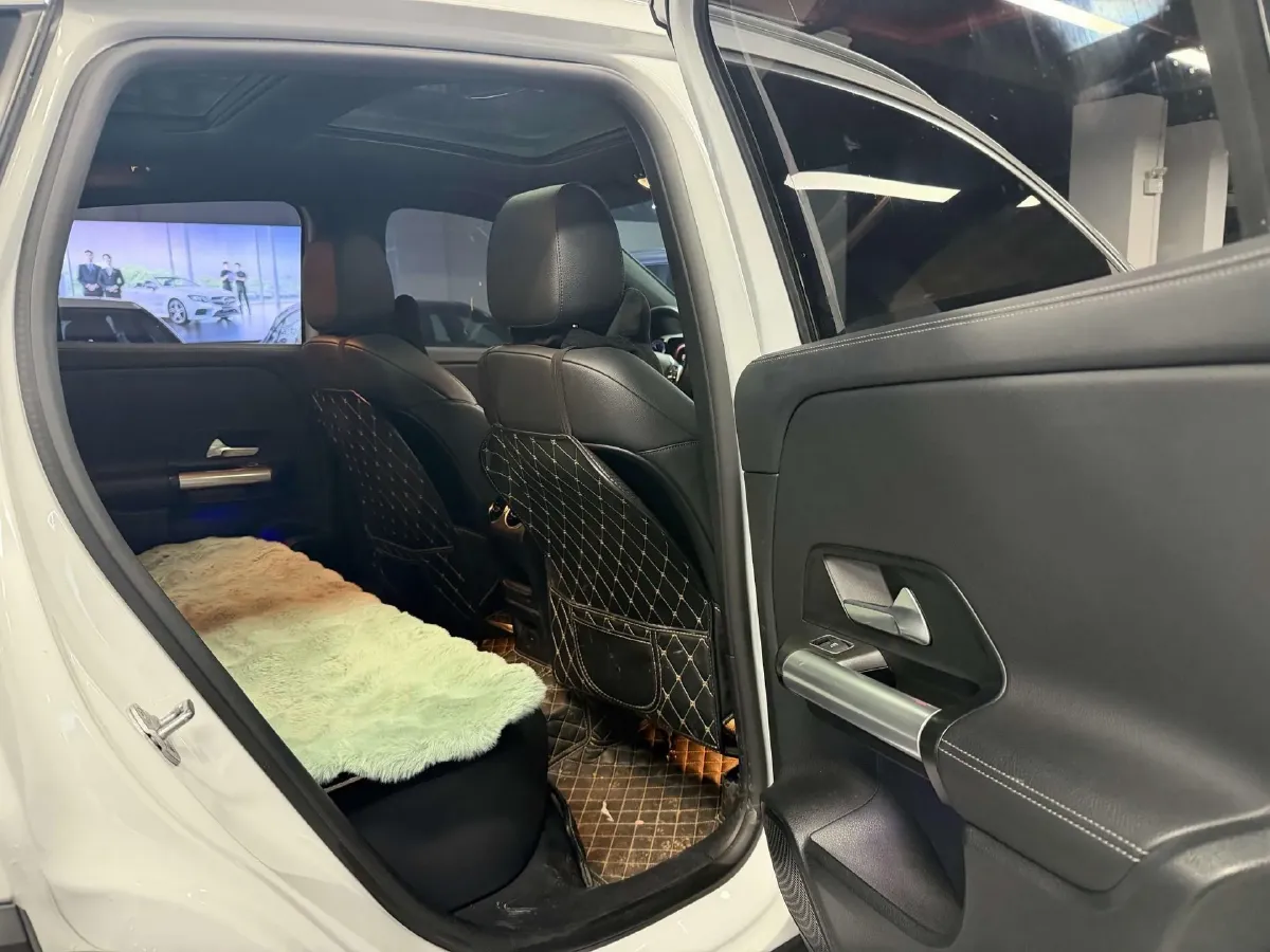 2020 Mercedes-Benz GLA Class 1.3T 163HP L4 7DCT,autocango,china used car exporter,china ev exporter,chinese used car exporter,chinese used ev exporter