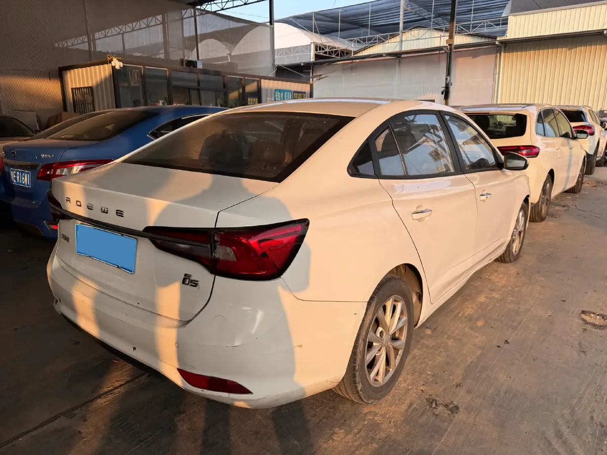 2019 Roewe i5 1.5L 120HP L4 CVT,autocango,china used car exporter,china ev exporter,chinese used car exporter,chinese used ev exporter