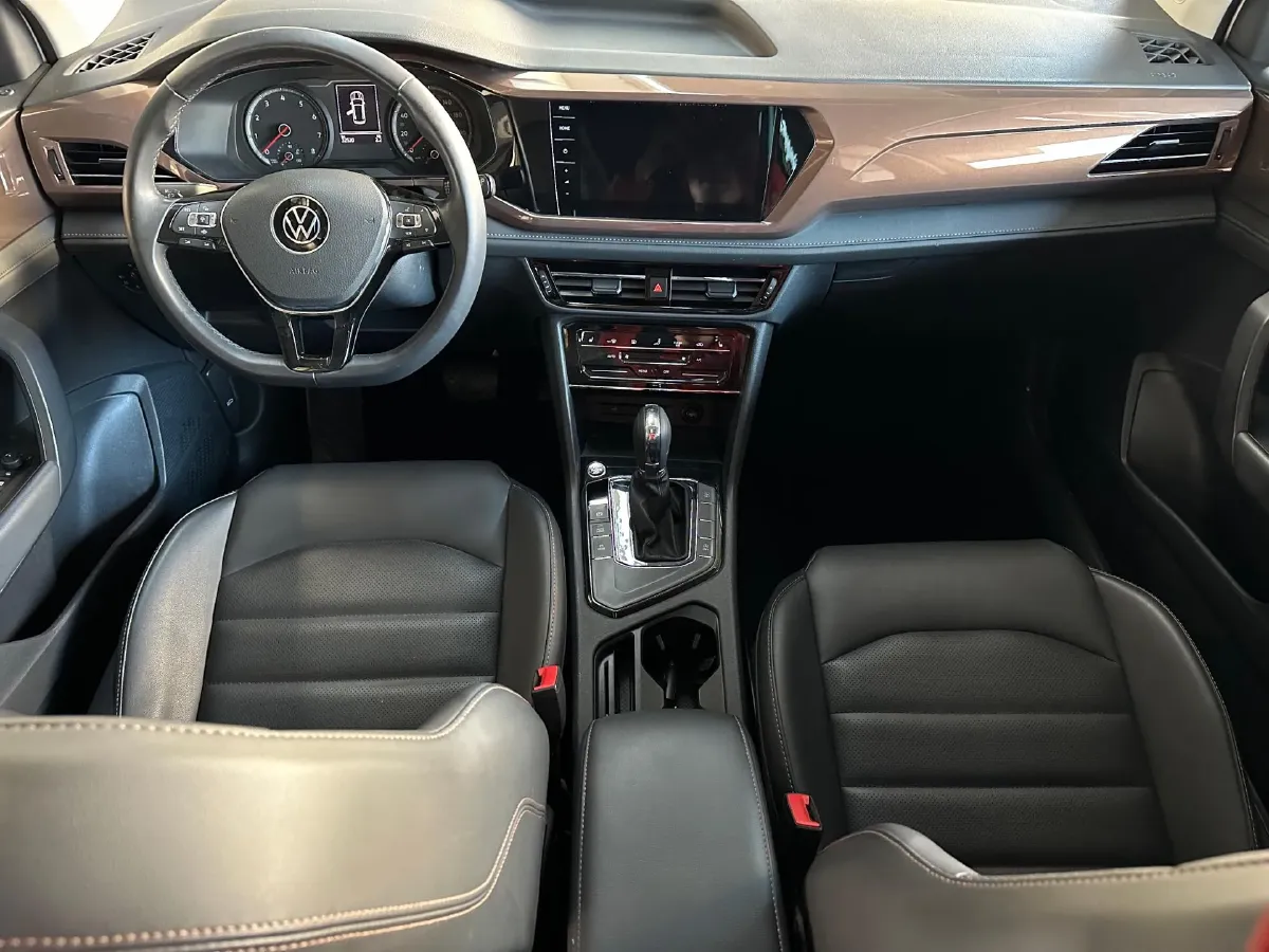 2021 Volkswagen Tharu 1.4T 150HP L4 7DCT,autocango,china used car exporter,china ev exporter,chinese used car exporter,chinese used ev exporter