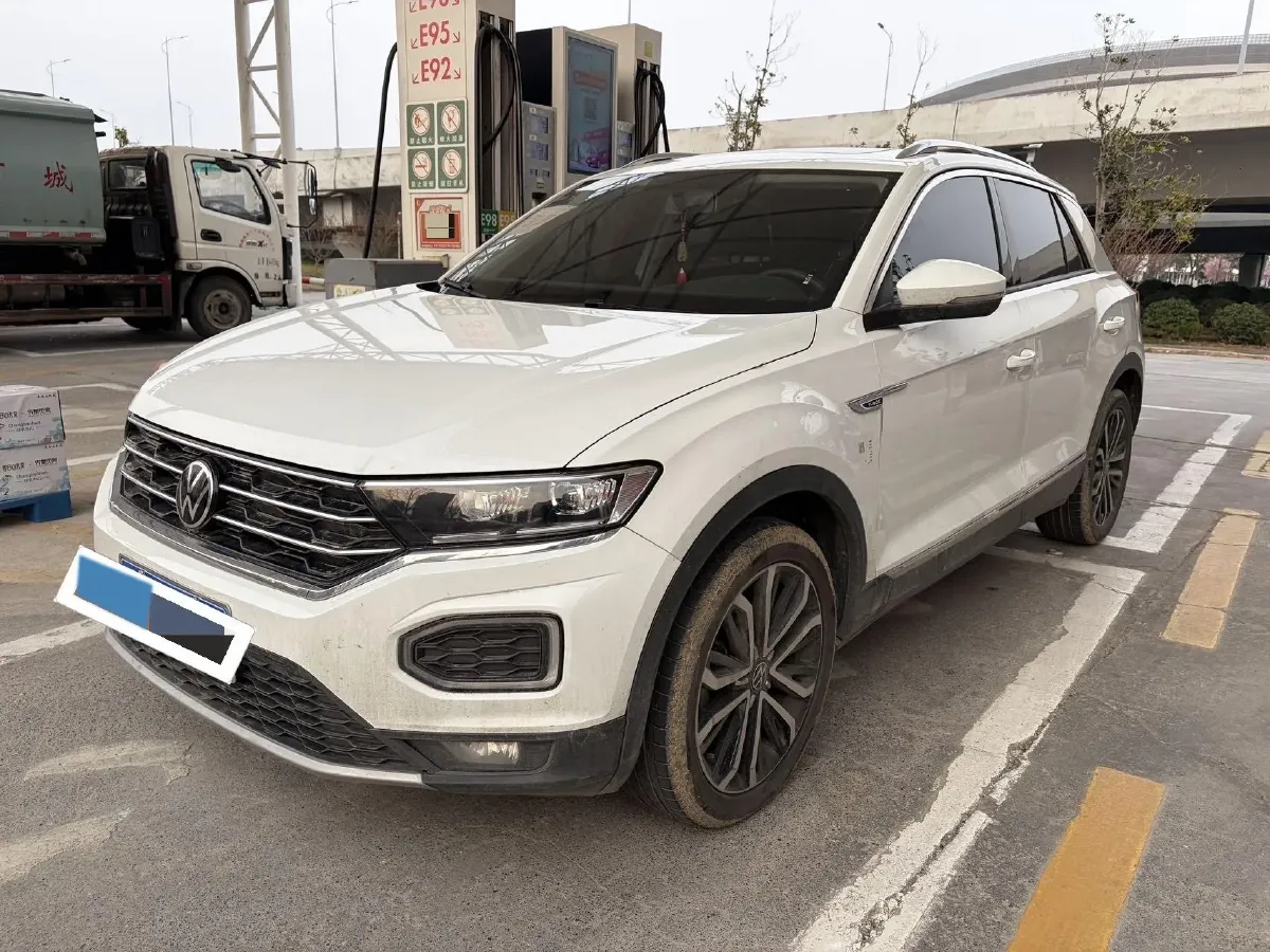 2021 Volkswagen T-Roc 1.4T 150HP L4 7DCT,autocango,china used car exporter,china ev exporter,chinese used car exporter,chinese used ev exporter
