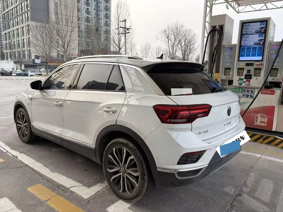 2021 Volkswagen T-Roc 1.4T 150HP L4 7DCT,autocango,china used car exporter,china ev exporter,chinese used car exporter,chinese used ev exporter