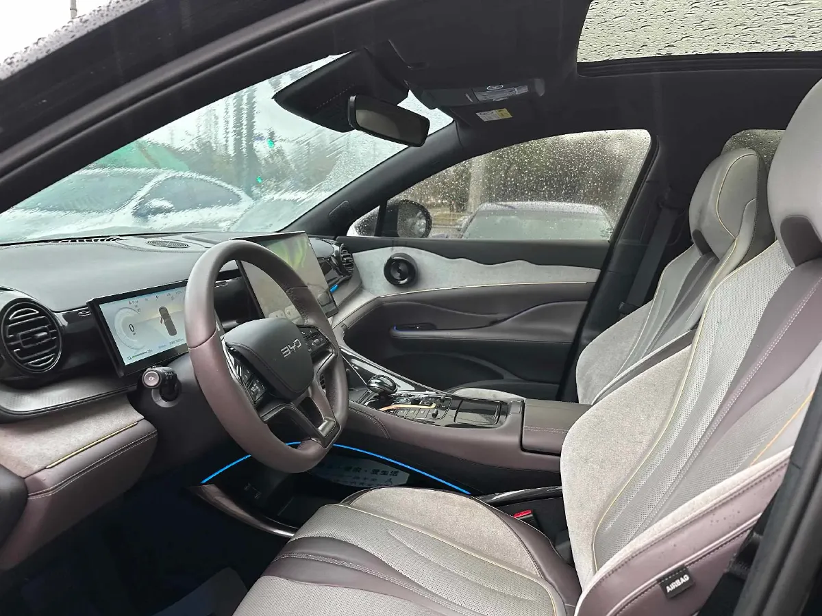 2024 BYD Frigate 07 1.5T 139HP L4 E-CVT PHEV 18.3KWH,autocango,china used car exporter,china ev exporter,chinese used car exporter,chinese used ev exporter