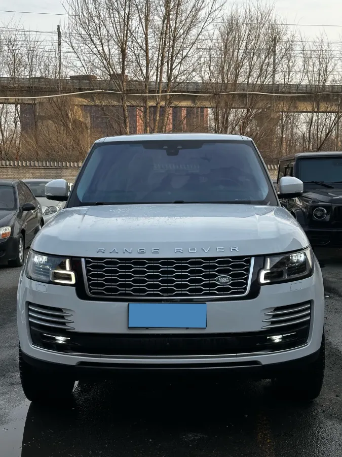 2020 Land Rover Range Rover 3.0T 400HP L6 8AT,autocango,china used car exporter,china ev exporter,chinese used car exporter,chinese used ev exporter