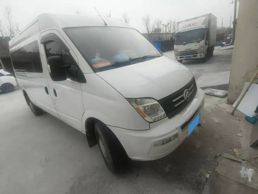 2021 MAXUS XinTu V80 2.0T 127HP L4 6MT,autocango,china used car exporter,china ev exporter,chinese used car exporter,chinese used ev exporter