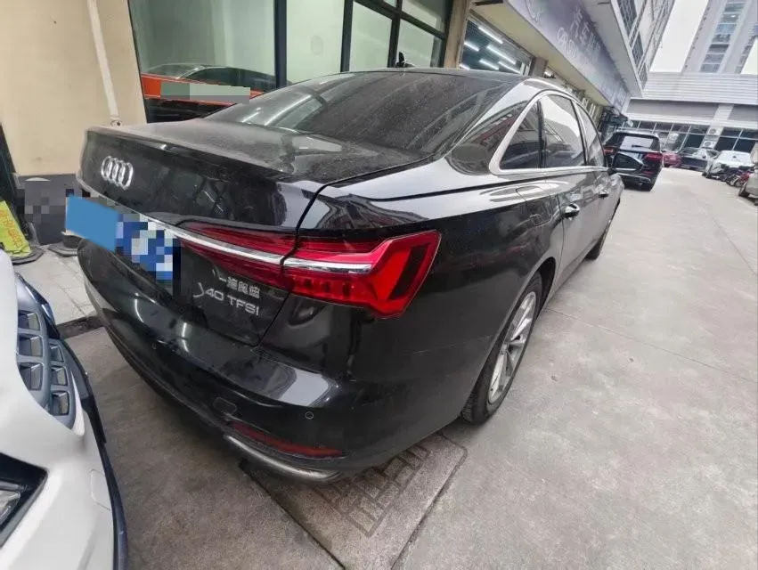 2020 Audi A6L 2.0T 190HP L4 7DCT,autocango,china used car exporter,china ev exporter,chinese used car exporter,chinese used ev exporter
