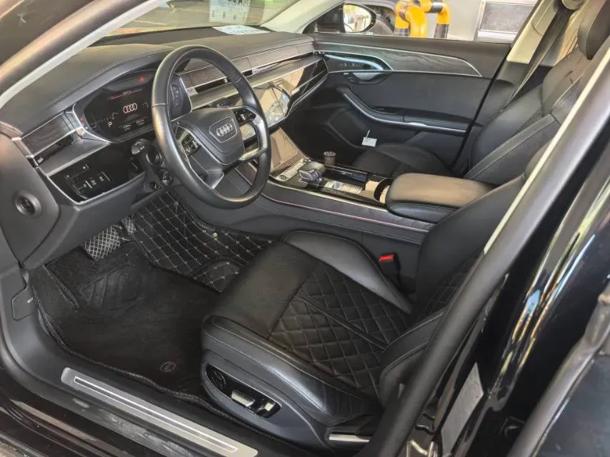2024 Audi A8 3.0T 286HP V6 8AT,autocango,china used car exporter,china ev exporter,chinese used car exporter,chinese used ev exporter